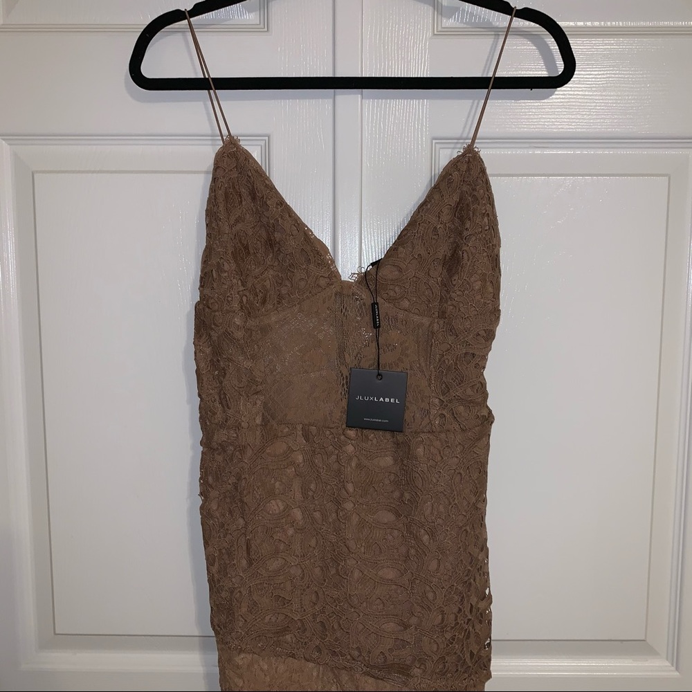 NWT JLUXLABEL Coco Leighton Tiered Lace Dress - Picture 5 of 13